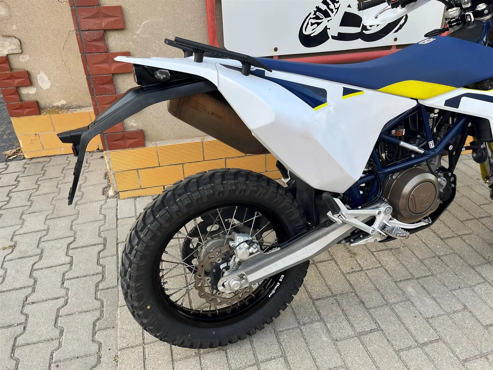 Husqvarna 701 Enduro guter Zustand , Reifen vorn neu / hinten 90%
