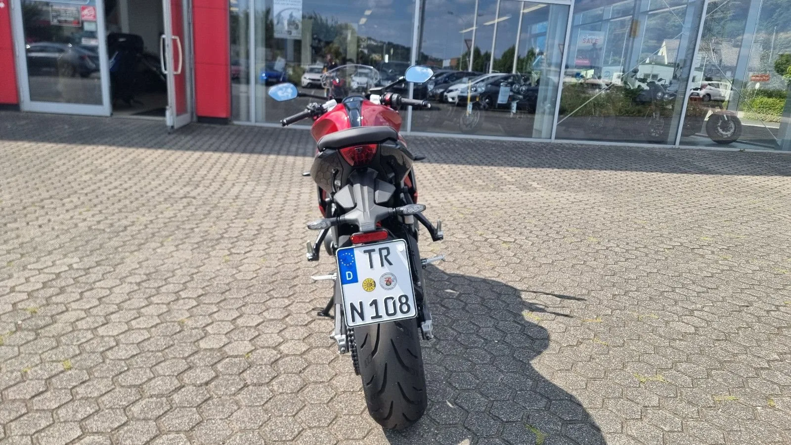 Triumph Daytona 660