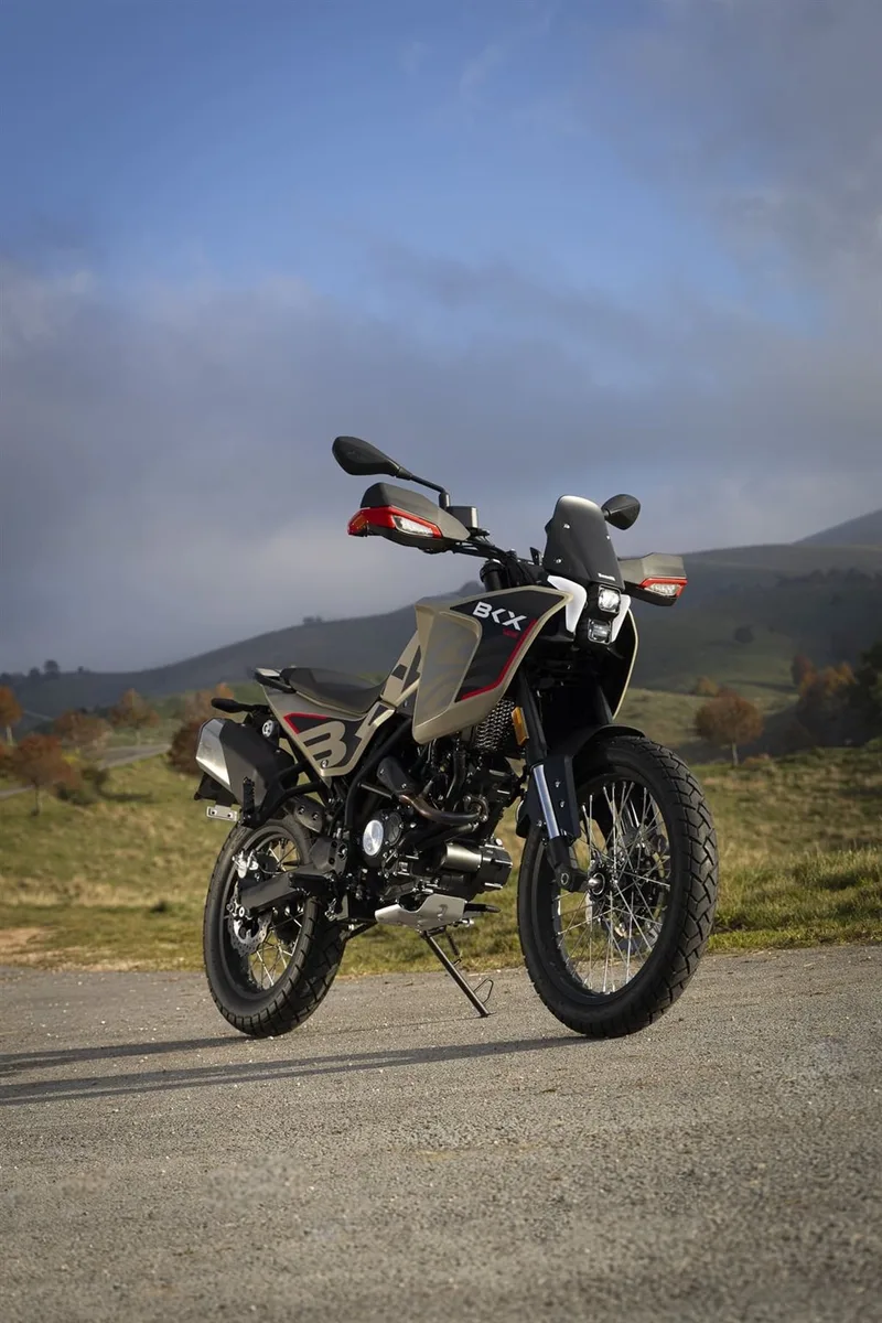 Benelli BKX 125 ABS