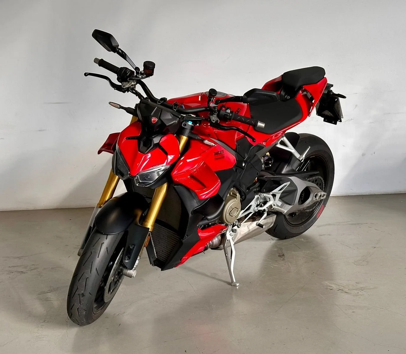 Ducati Streetfighter V4 S
