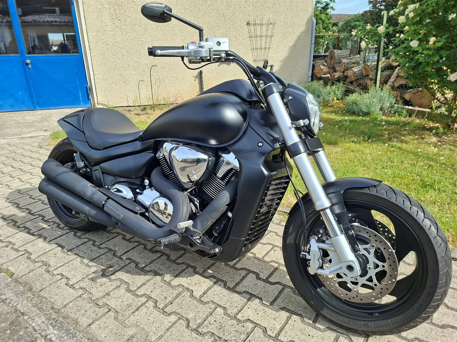 Suzuki VZR 1800