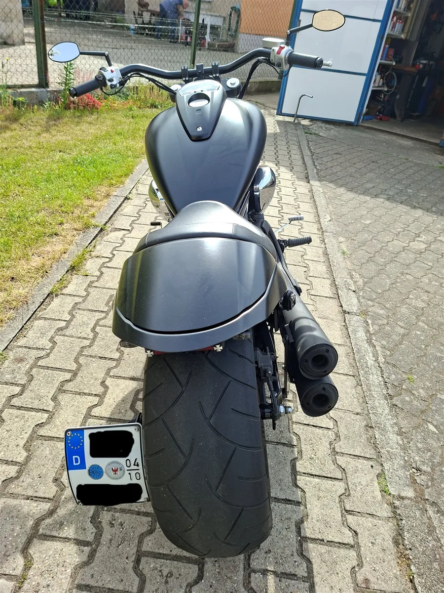 Suzuki VZR 1800