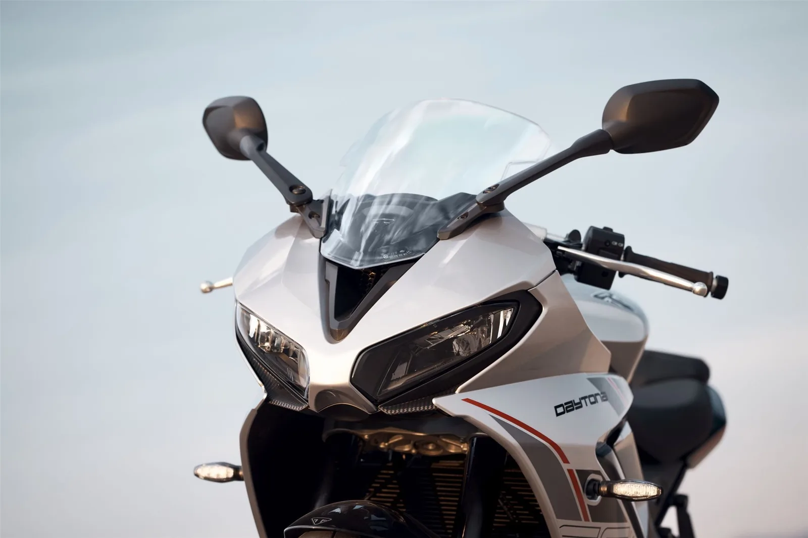 Triumph Daytona 660