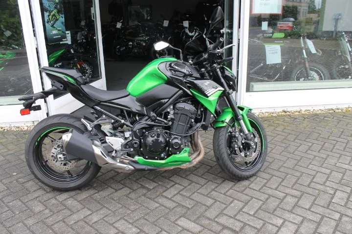 Kawasaki Z900