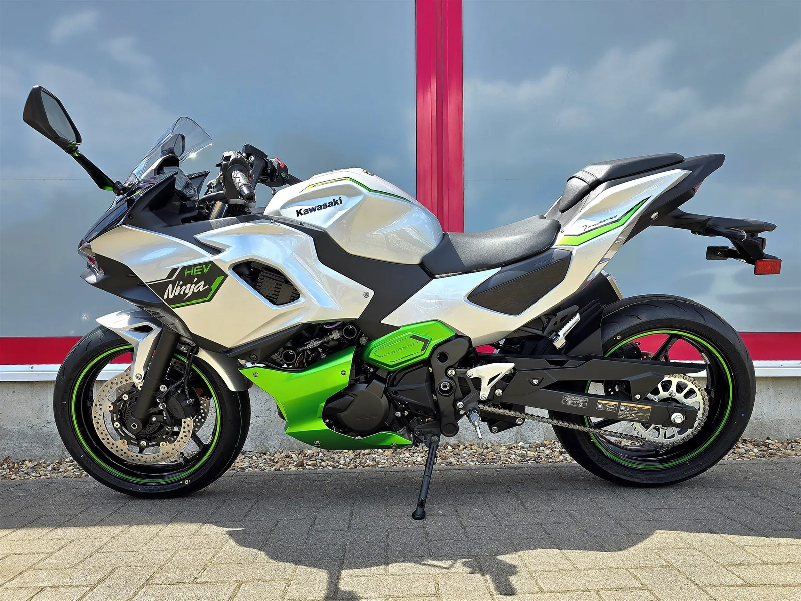 Kawasaki Ninja 7 Hybrid die Neuheit mit E-Boost zum Mega Preis!!!