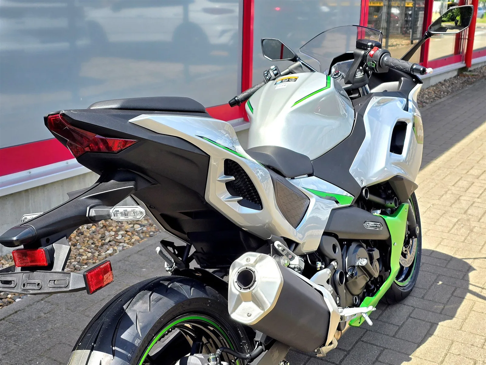 Kawasaki Ninja 7 Hybrid die Neuheit mit E-Boost zum Mega Preis!!!