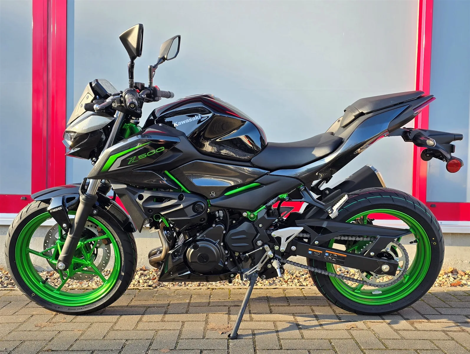 Kawasaki Z 500 SE Neu, Modell 2026