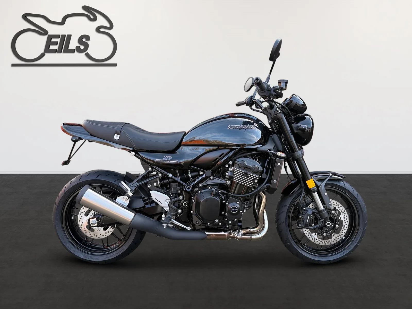 Kawasaki Z900 RS Black Ball Edition