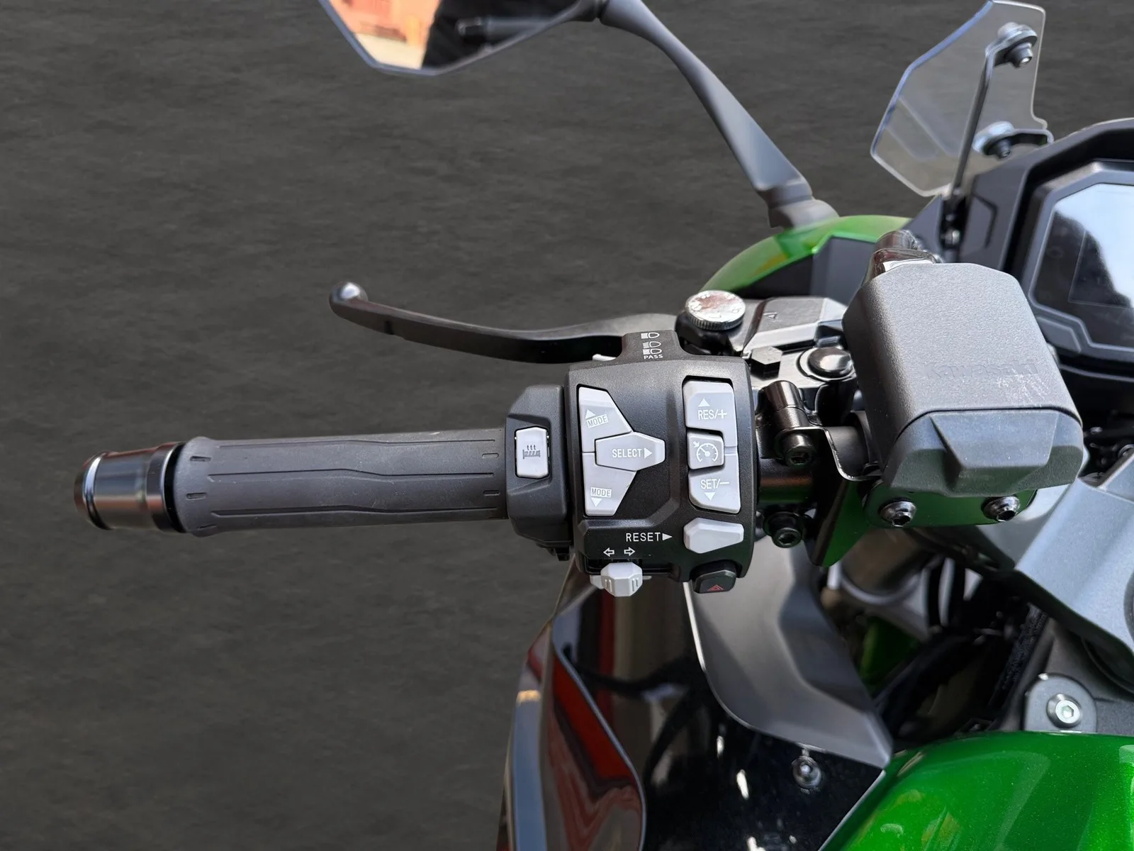 Kawasaki Ninja 1100SX SE Tourer