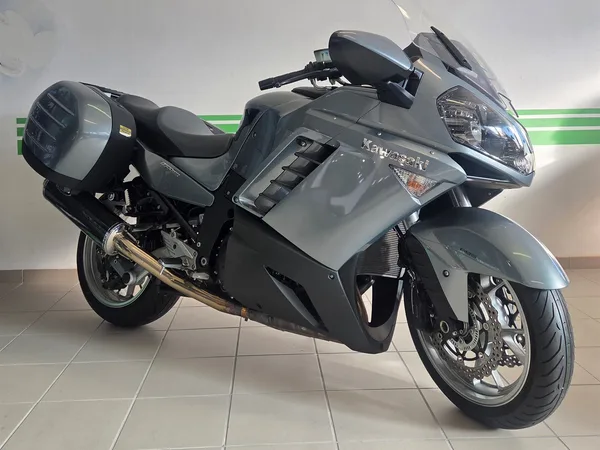 Kawasaki GTR 1400 vom Kawasaki-Vertragspartner Augsburg