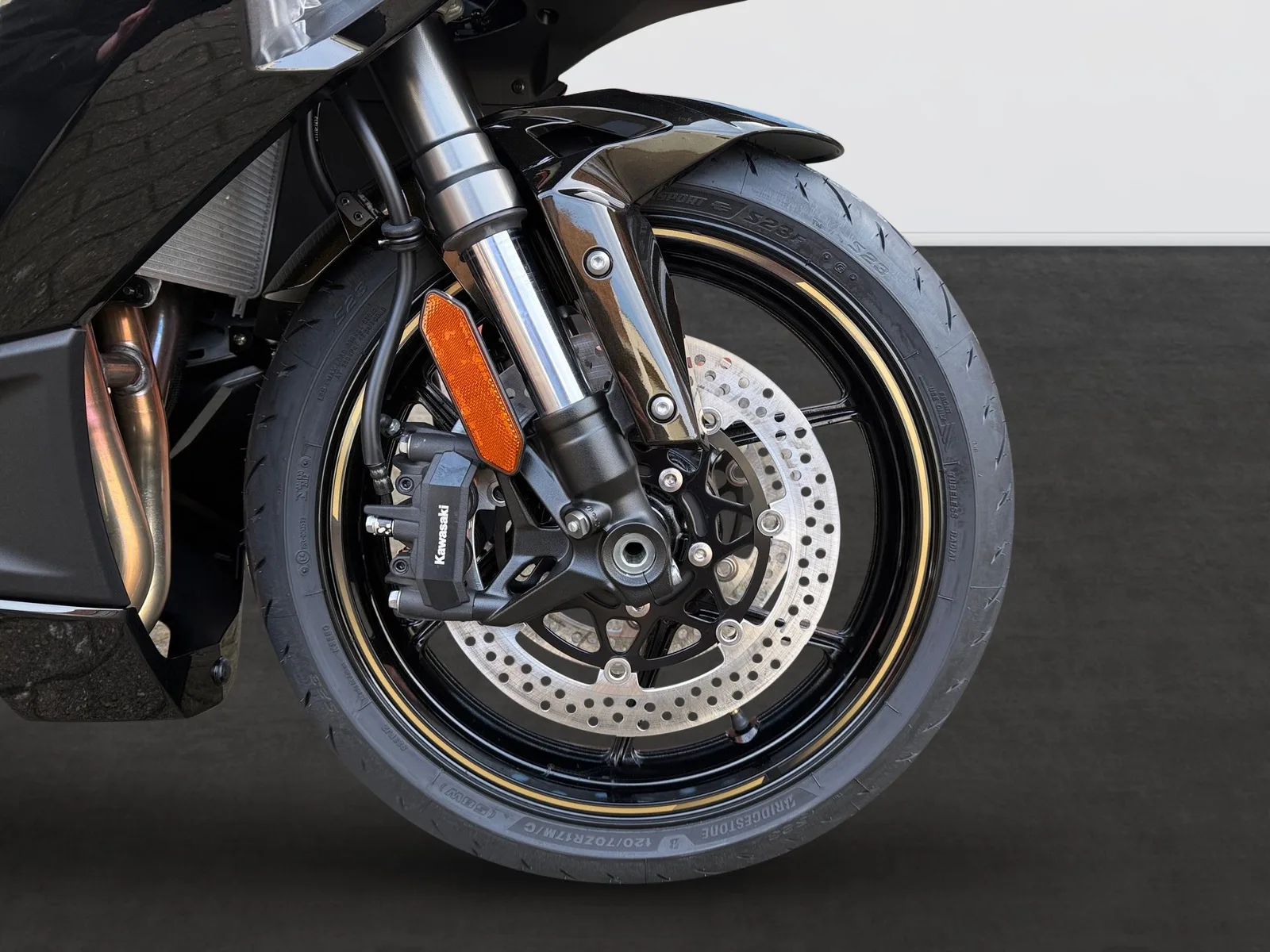 Kawasaki Ninja 1100SX Tourer