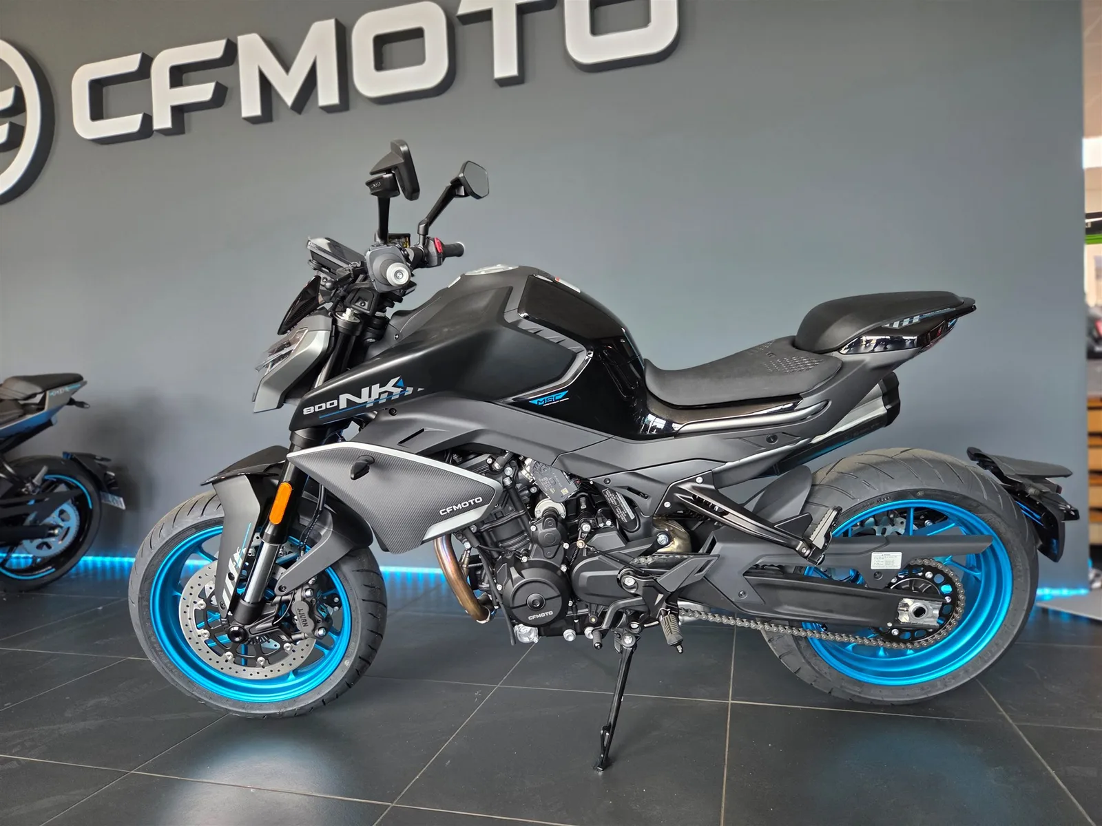 CFMOTO 800NK Advanced