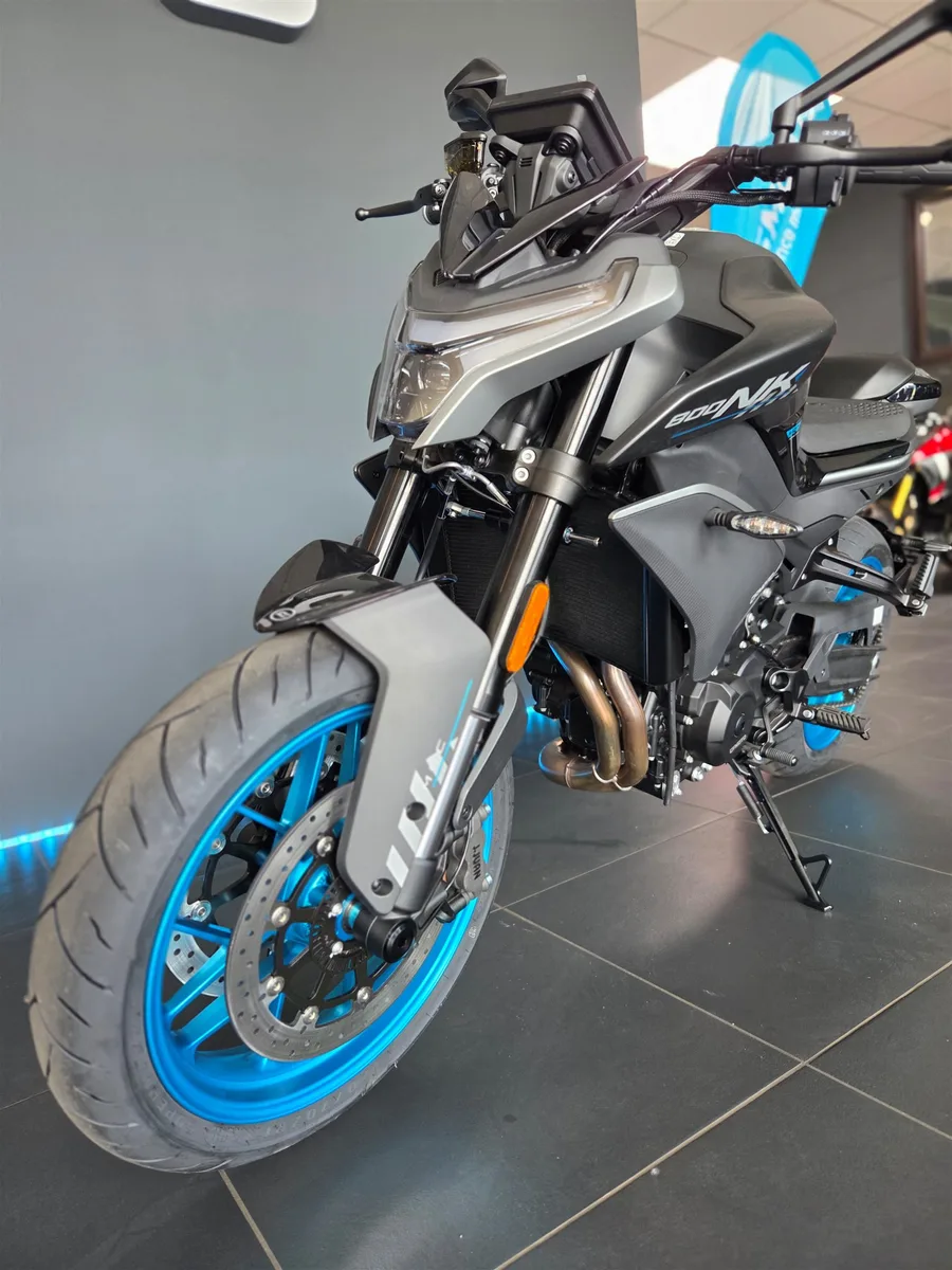 CFMOTO 800NK Advanced