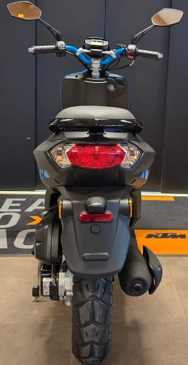 Peugeot Kisbee S Naked