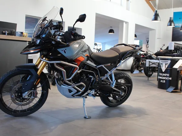 Triumph Tiger 900 Desert Edition