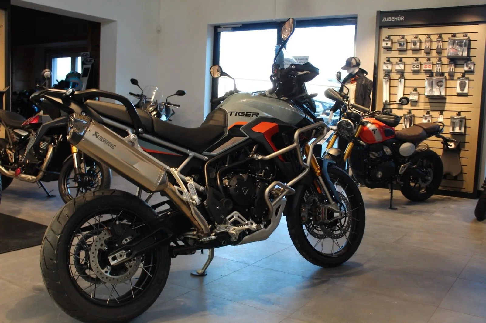Triumph Tiger 900 Desert Edition