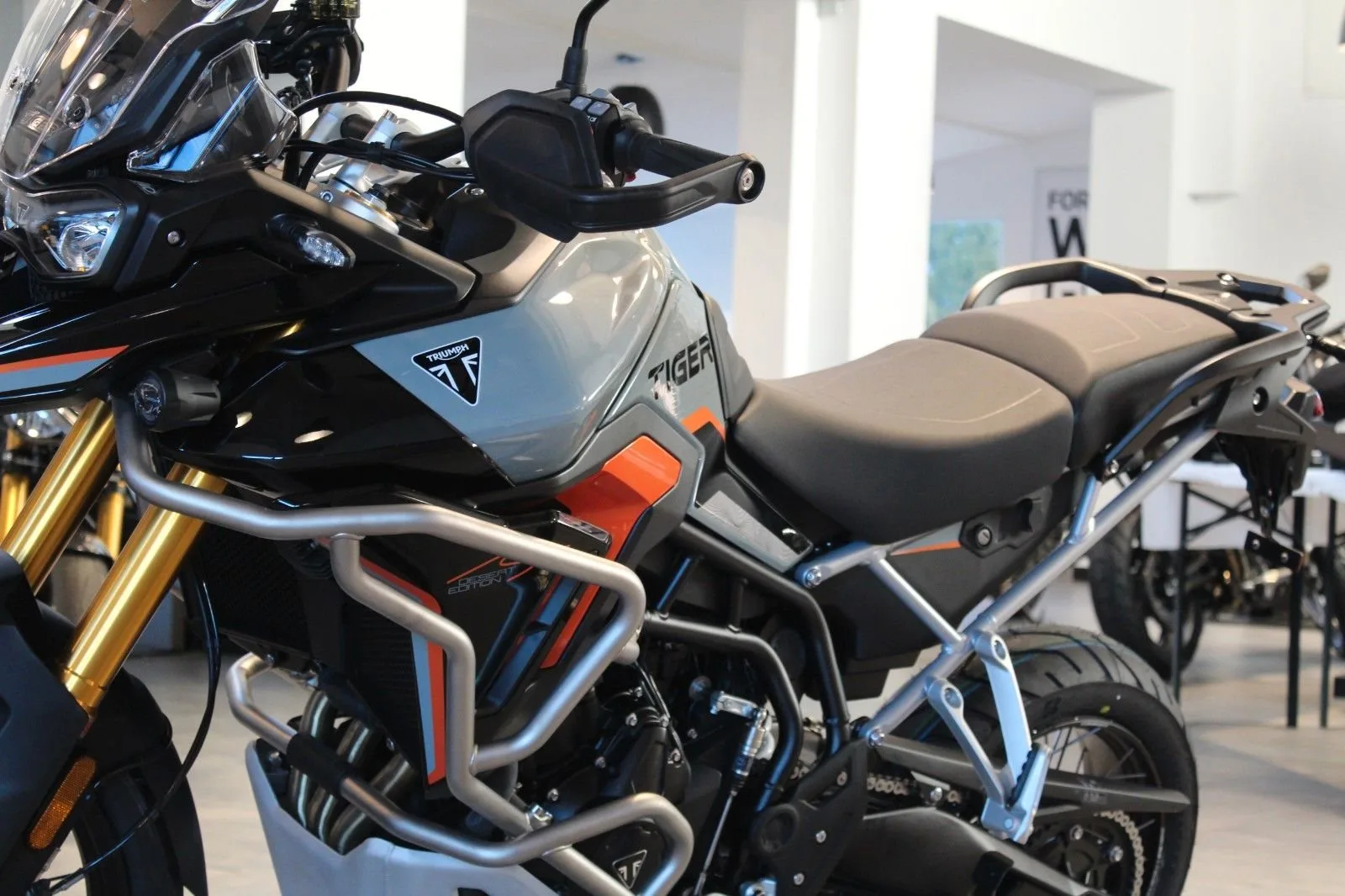 Triumph Tiger 900 Desert Edition