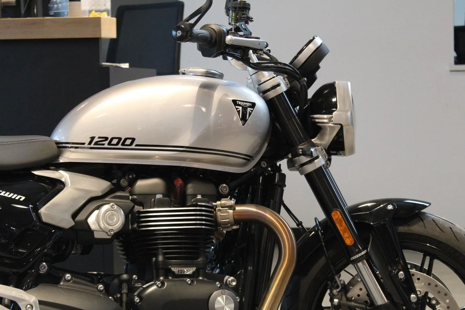 Triumph Speed Twin 1200