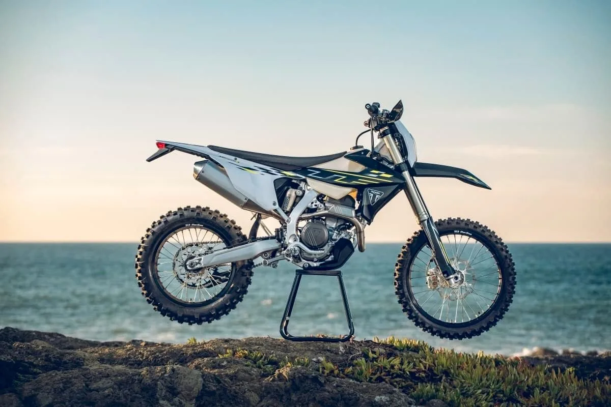 Triumph TF 250-E