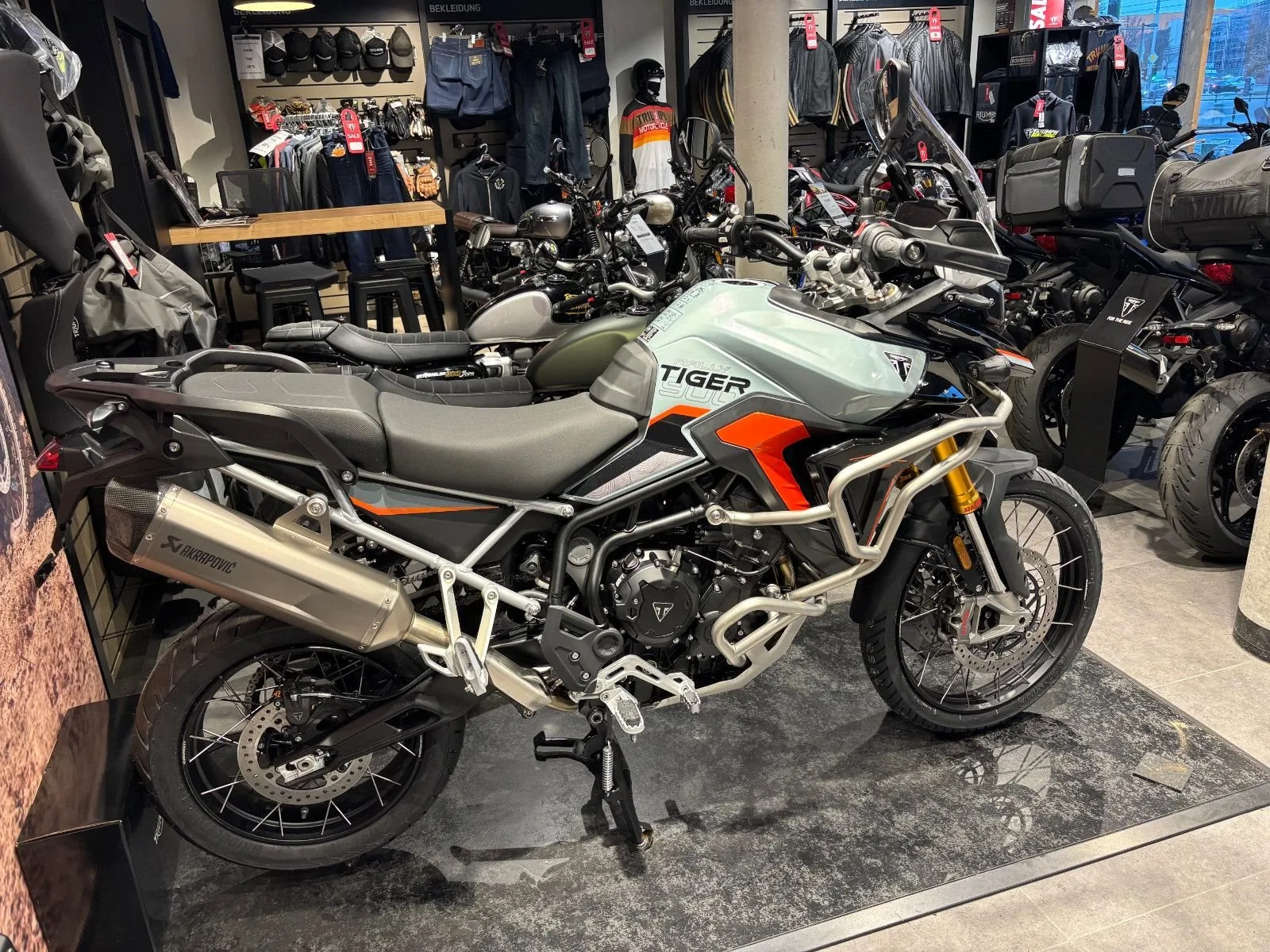 Triumph Tiger 900 Desert Edition