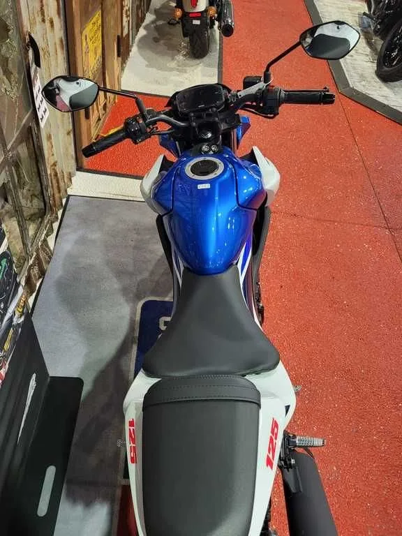 Suzuki GSX-S125