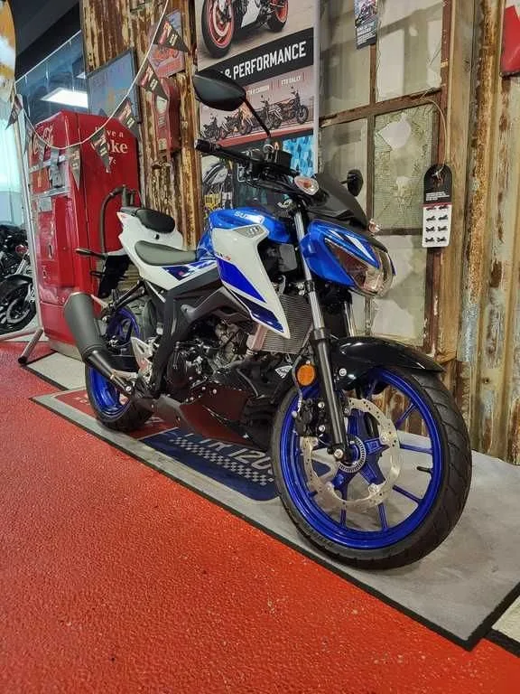 Suzuki GSX-S125