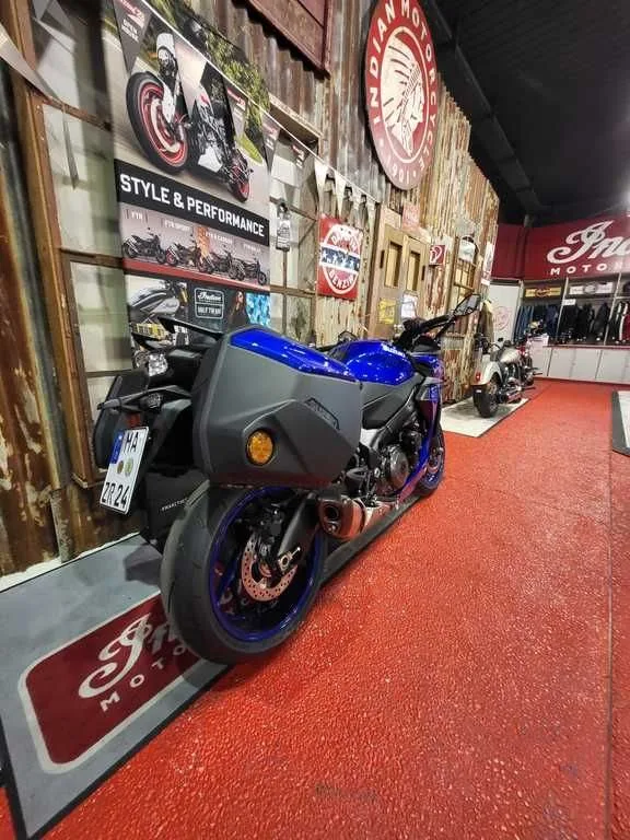 Suzuki GSX-S1000GT