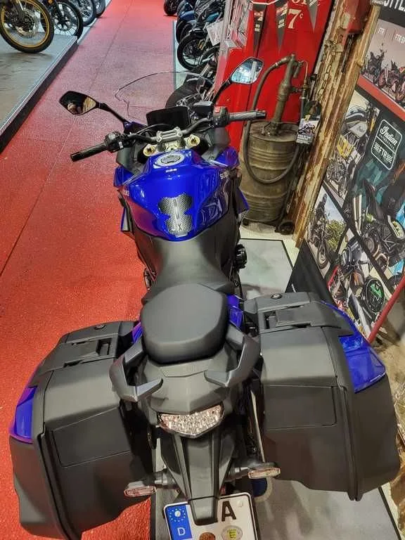 Suzuki GSX-S1000GT