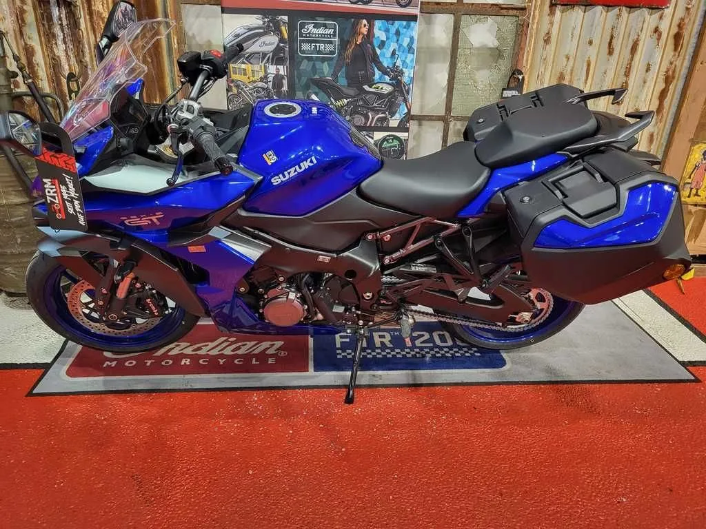 Suzuki GSX-S1000GT