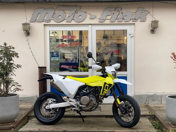 Husqvarna 701 Supermoto