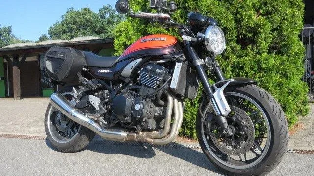 Kawasaki Z900 RS