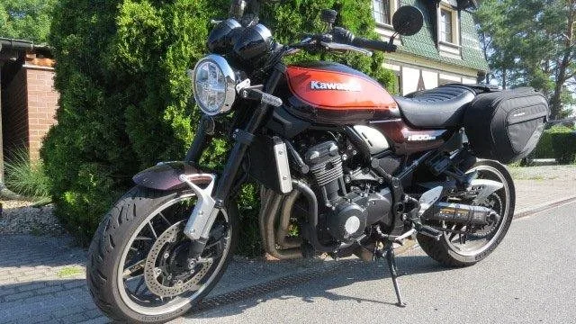 Kawasaki Z900 RS