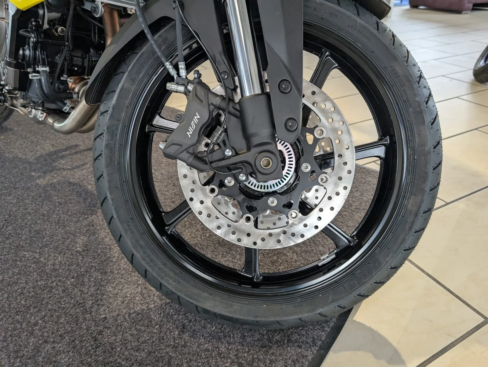 Suzuki V-Strom 800 AM5