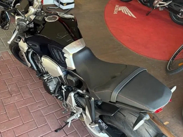 Honda CB 1000 R