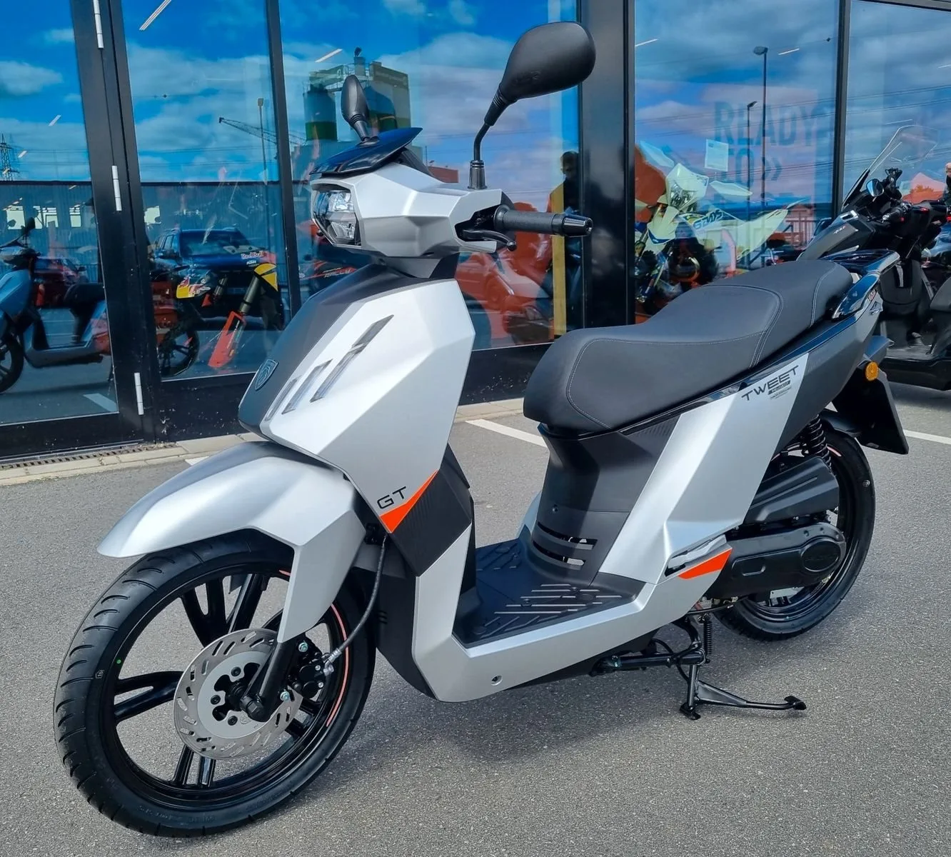 Peugeot Tweet 125 GT