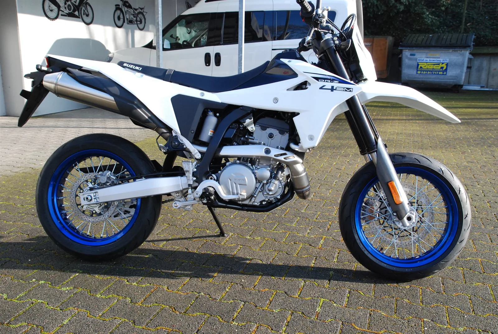 Suzuki DR-Z4SM SUPER MOTO
