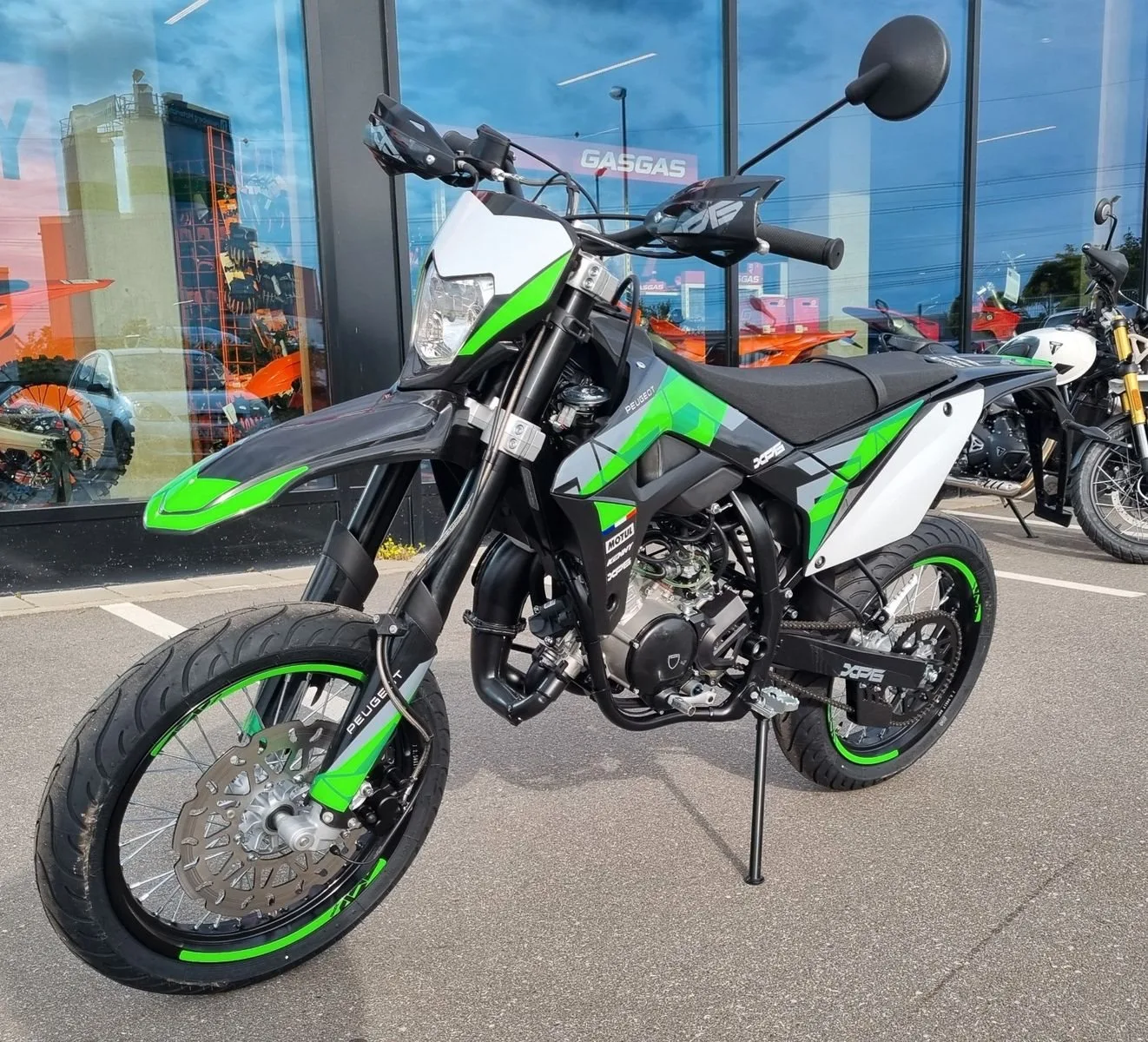 Peugeot XP6 Supermotard R