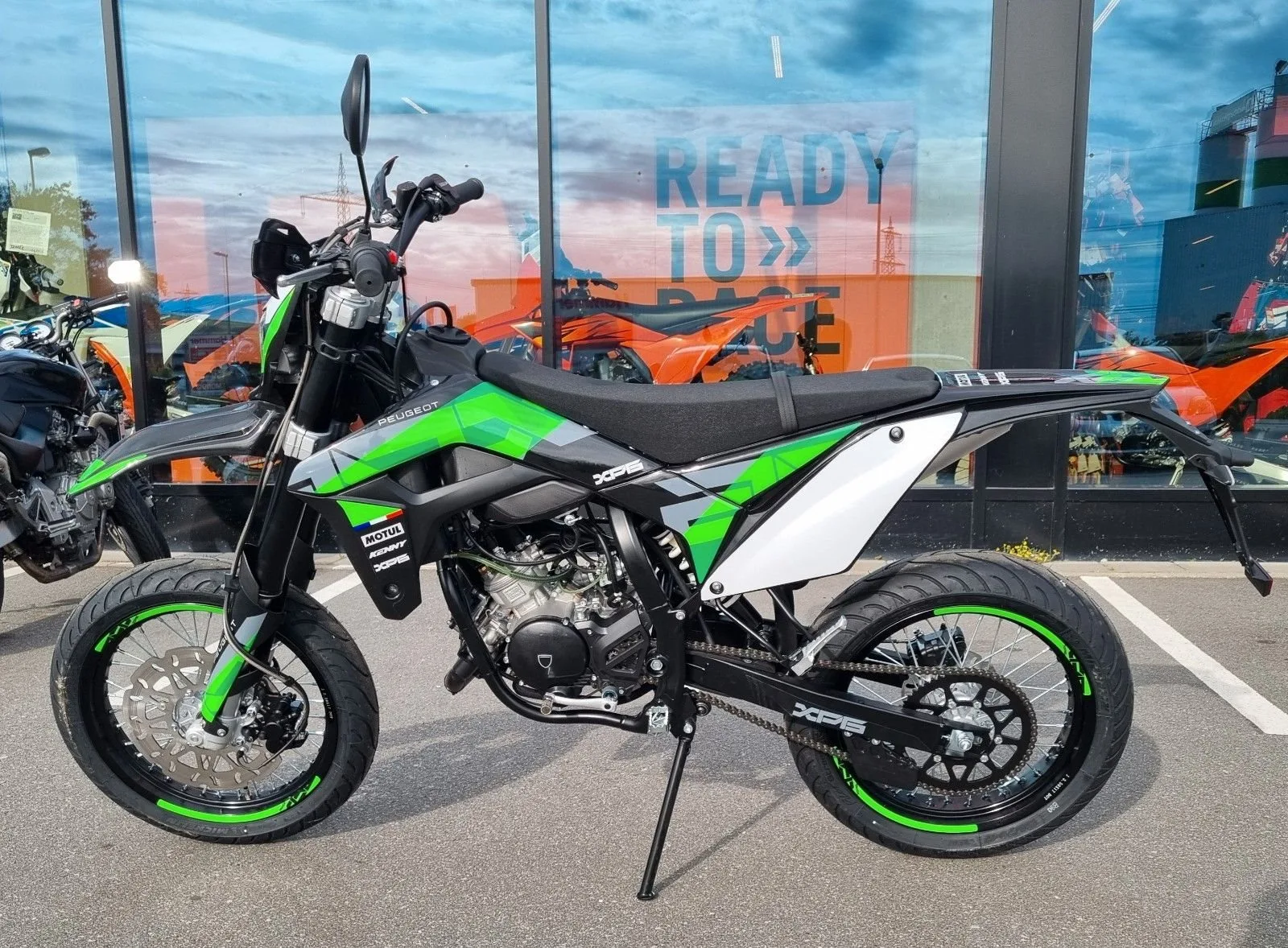 Peugeot XP6 Supermotard R