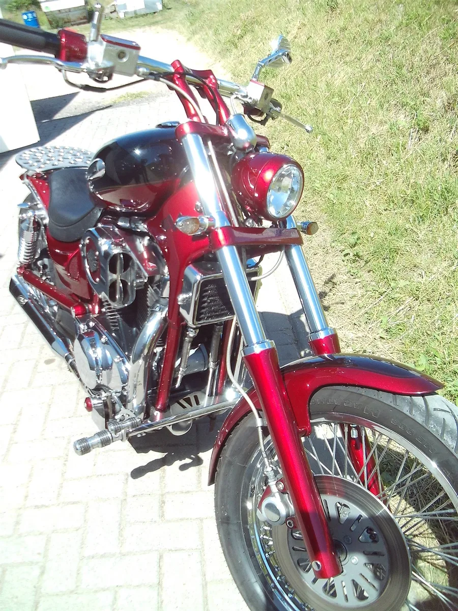 Suzuki VS 1400 GLP Intruder schöner Umbau