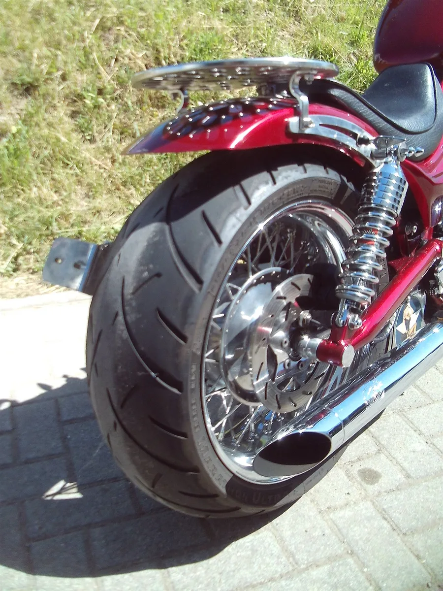 Suzuki VS 1400 GLP Intruder schöner Umbau