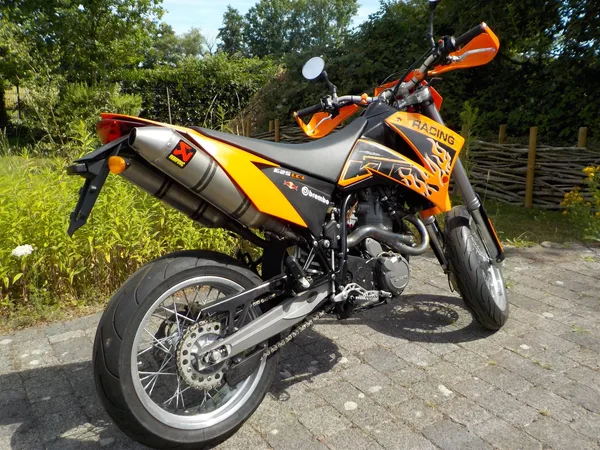 KTM 625 SMC
