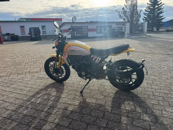 Ducati Scrambler Icon 800