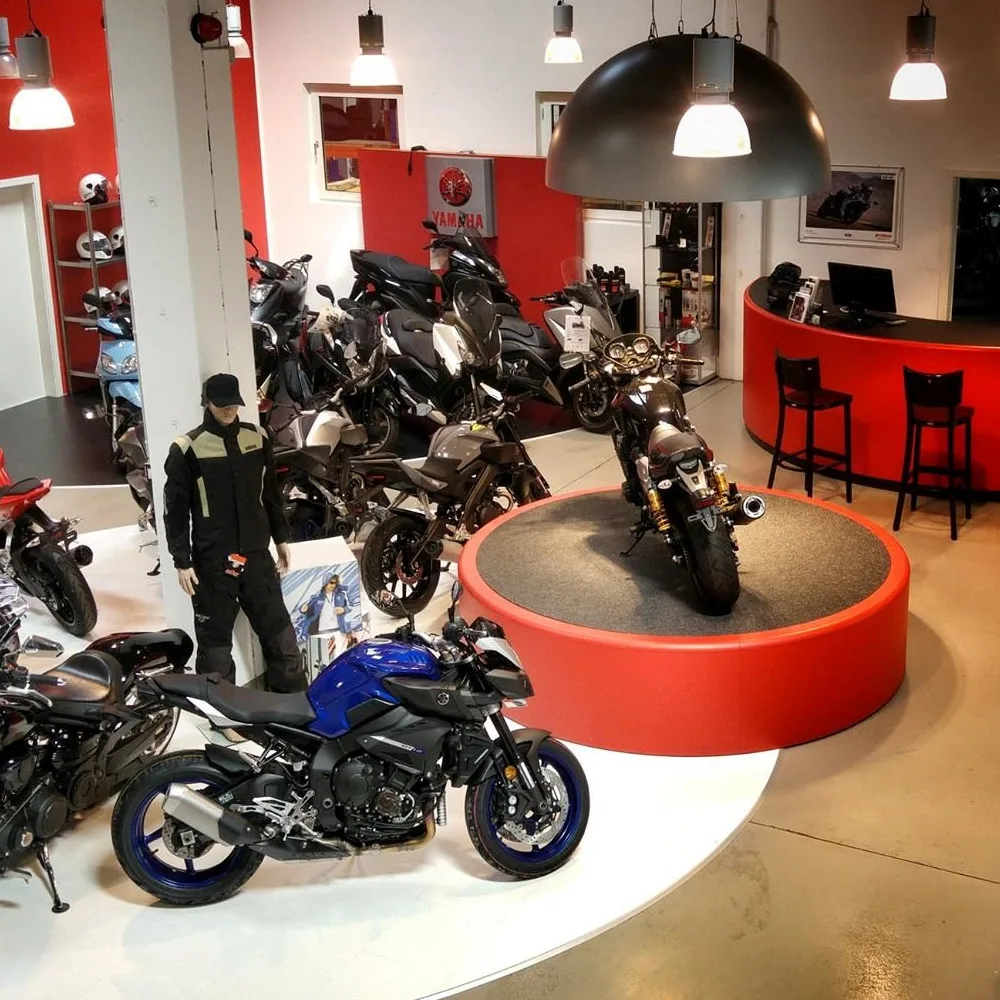 Yamaha FZ 750