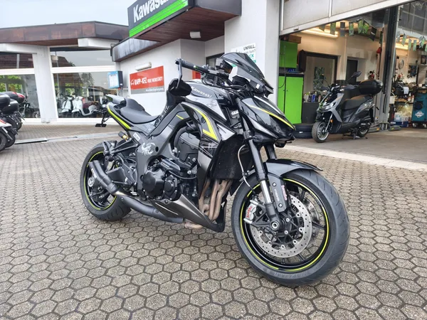 Kawasaki Z1000 R PerformanceX