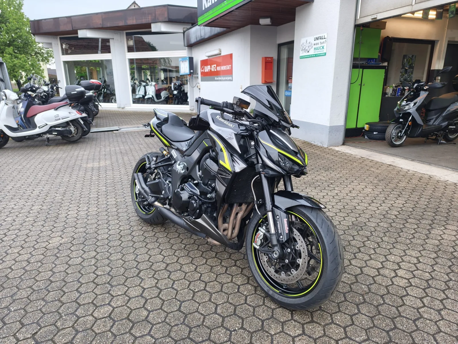 Kawasaki Z1000 R PerformanceX