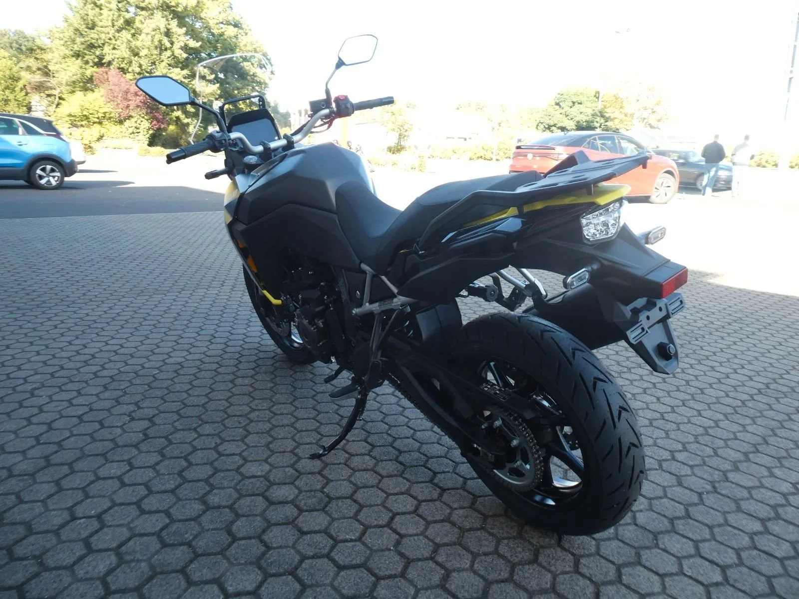 Suzuki V-Strom 800