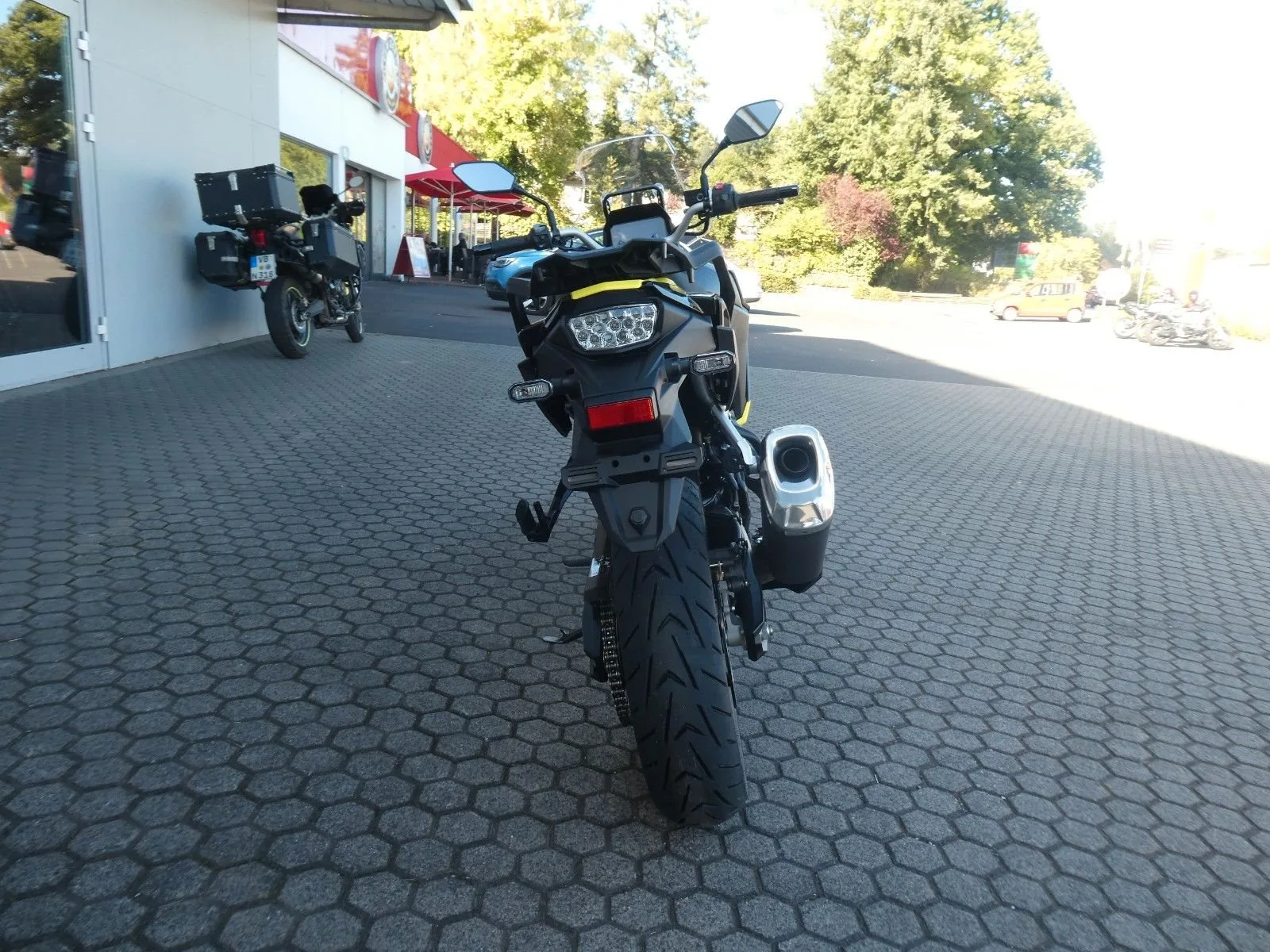 Suzuki V-Strom 800