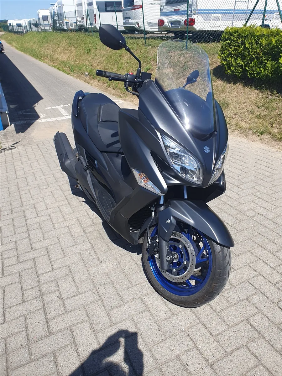 Suzuki Burgman 400 ABS
