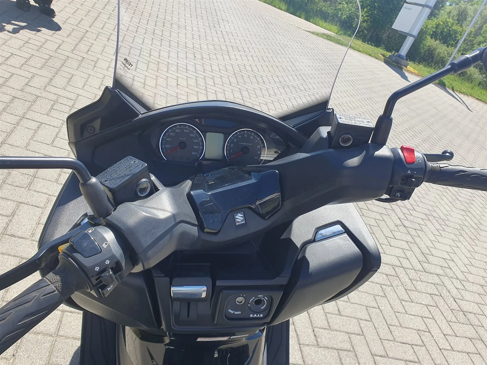 Suzuki Burgman 400 ABS