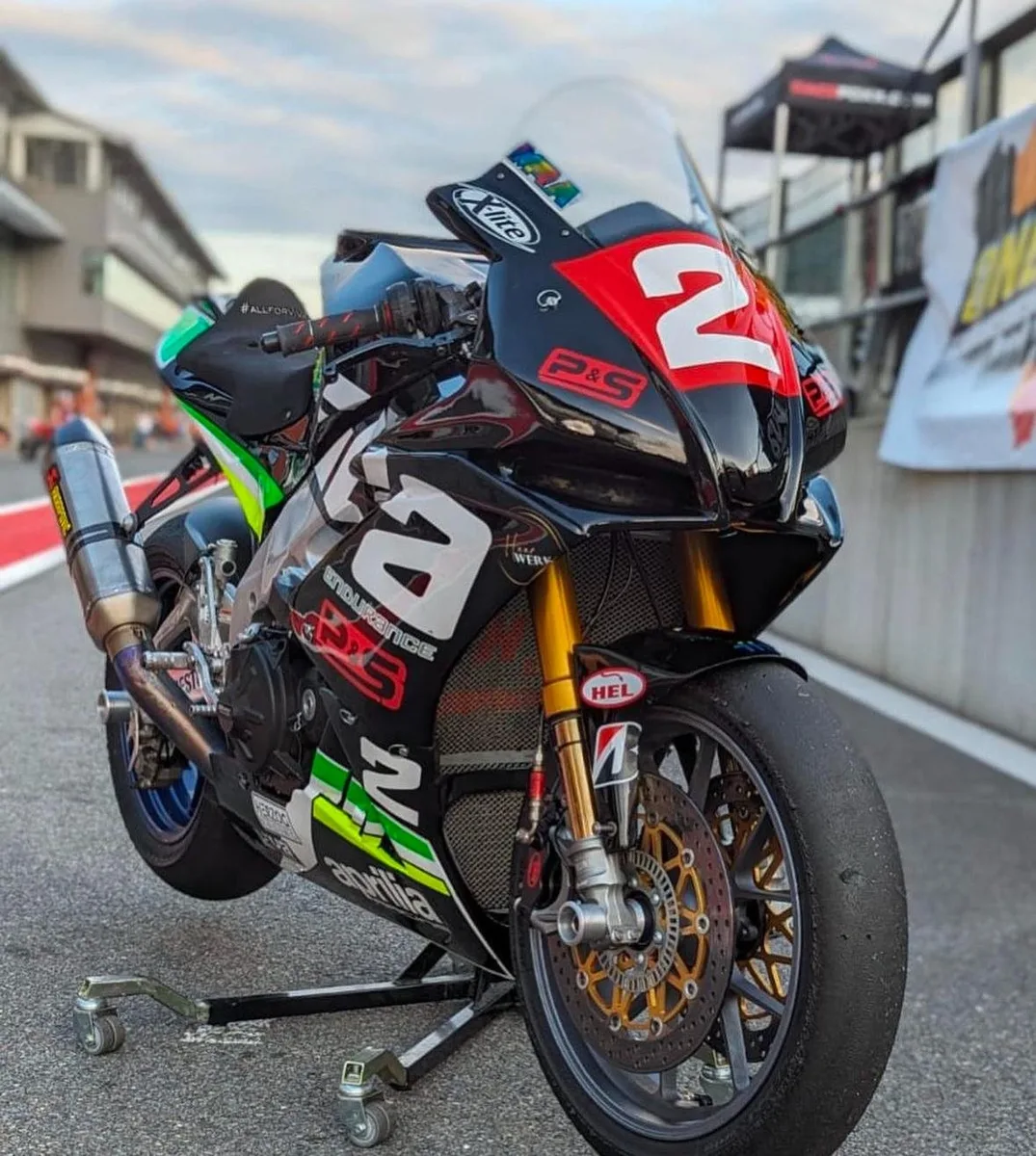 Aprilia RSV 4 Factory DLC Langstreckenmotorrad
